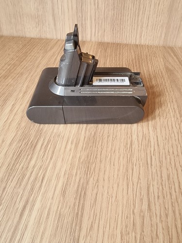 Faulty genuine dyson - genuine, battery